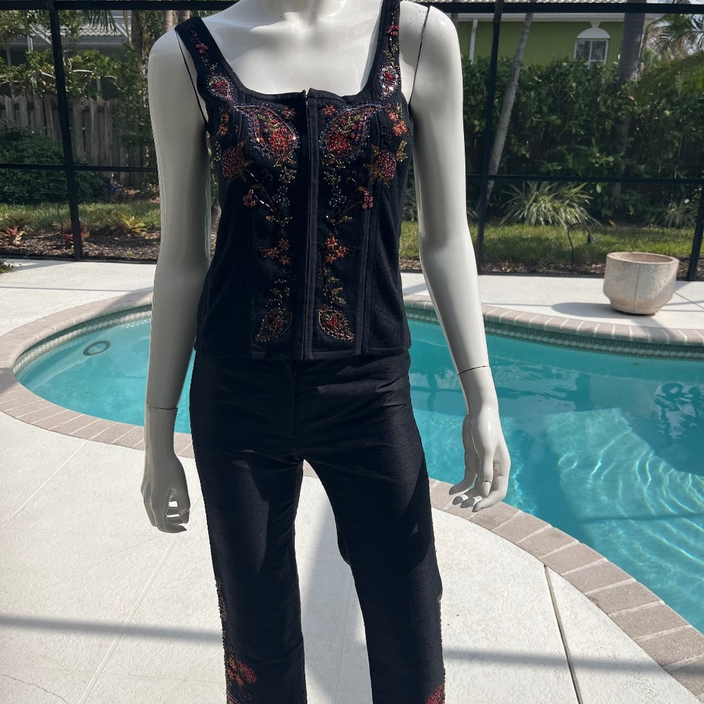 Muse 2 piece top and bottom